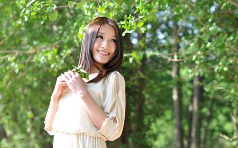 女孩初潮的前兆