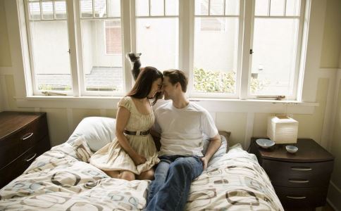 男女憋尿爱爱是爽极还是伤身伤脑