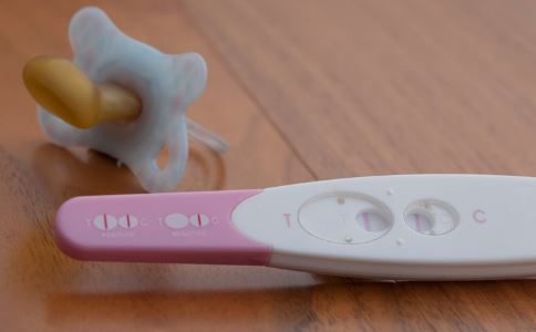 备孕帮手乐夫排卵试纸怎么使用？