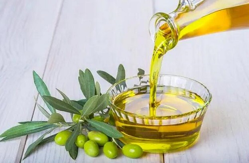 食用橄榄油能美容吗 橄榄油的功效与作用是什么