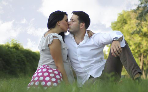 什么样的接吻男人更容易性冲动呢？