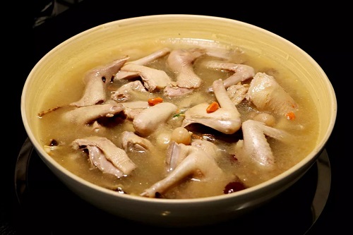 产妇鸽子汤的做法是什么 产妇鸽子汤回奶吗