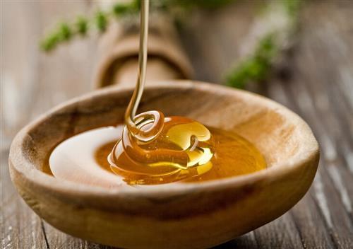 蜂蜜是酸性还是碱性 蜂蜜的作用与功效是什么