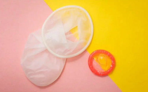 女用避孕套如何正确使用 女用避孕套的常见问题有哪些