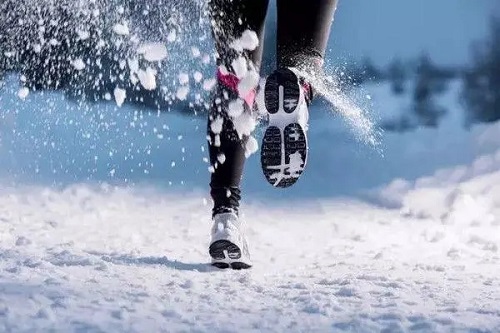 冬季哪个时间段不宜进行锻炼 老人冬季运动的七大禁忌是什么