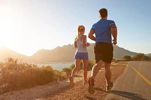 早上跑步的好处有哪些 早上跑步减肥需要注意什么
